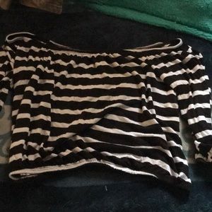 long sleeve crop top